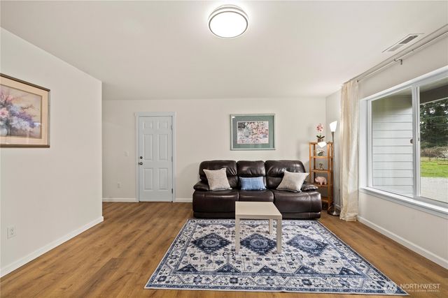 7913 Ayer Street SE, Olympia, WA 98501