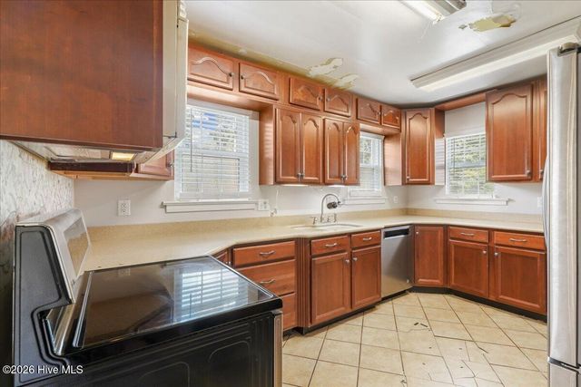 1506 E Holly Street, Goldsboro, NC 27530