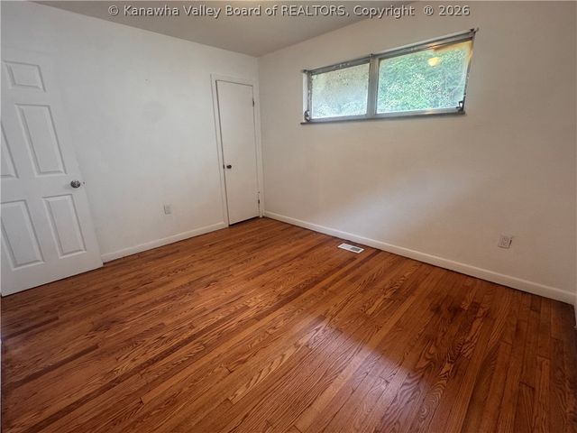 4431 Washington Street W, Charleston, WV 25313