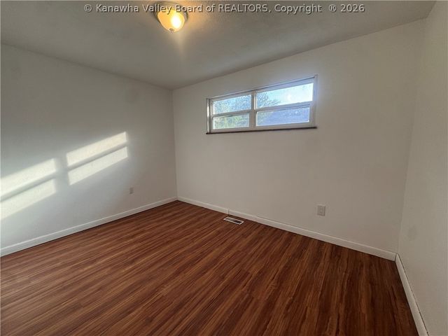 4431 Washington Street W, Charleston, WV 25313