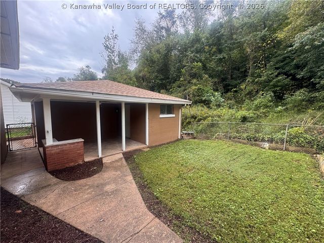 4431 Washington Street W, Charleston, WV 25313