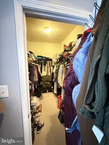 145 KENSINGTON DR, Lehman, PA 18324