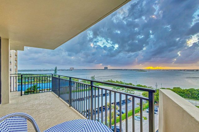 5460 N Ocean Drive 7-C, Singer Island, FL 33404