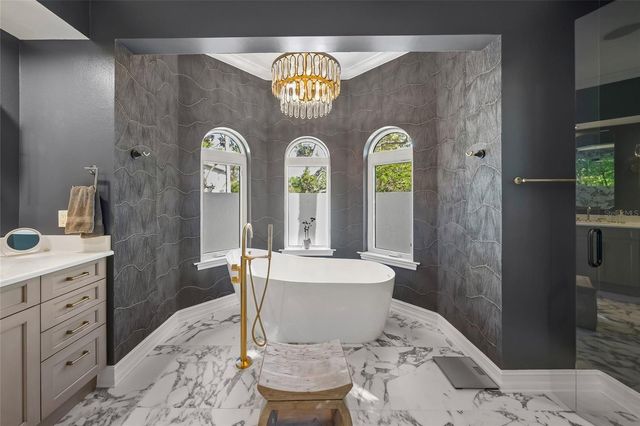 1451 REBECCA LANE, Sarasota, FL 34231