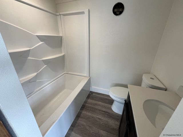 1406 E 19TH ST, Cheyenne, WY 82001