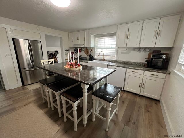 1406 E 19TH ST, Cheyenne, WY 82001