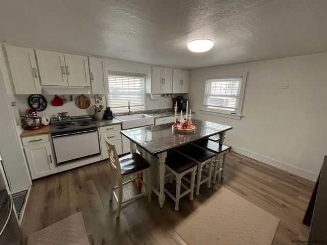 1406 E 19TH ST, Cheyenne, WY 82001