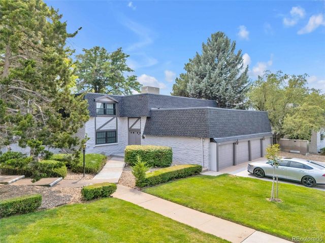 3511 S Hillcrest Drive 4, Denver, CO 80237