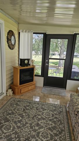 933 OLEANDER STREET, Lady Lake, FL 32159