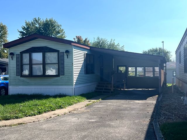 63 Maple Lane, Manteno, IL 60950