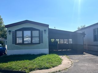 63 Maple Lane, Manteno, IL 60950