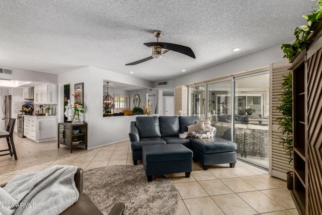 13047 W LIMEWOOD Drive, Sun City West, AZ 85375