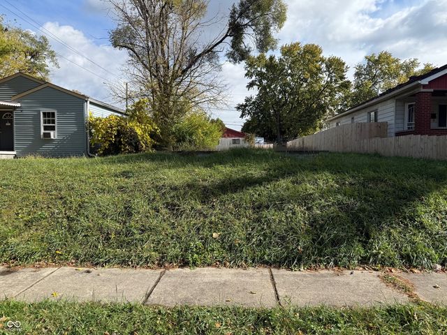 1727 N Gladstone Avenue, Indianapolis, IN 46218