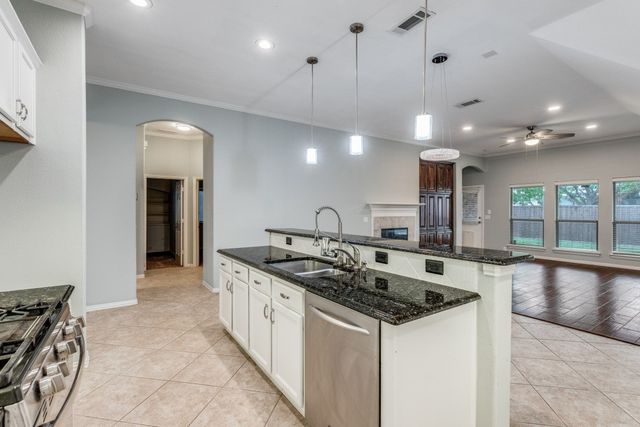 2472 Deerwood Drive, Little Elm, TX 75068