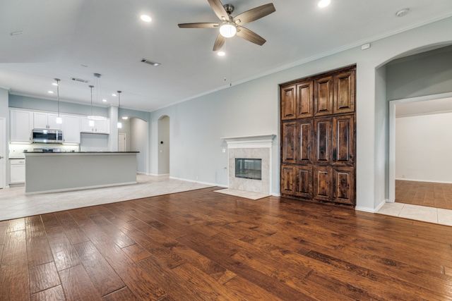 2472 Deerwood Drive, Little Elm, TX 75068