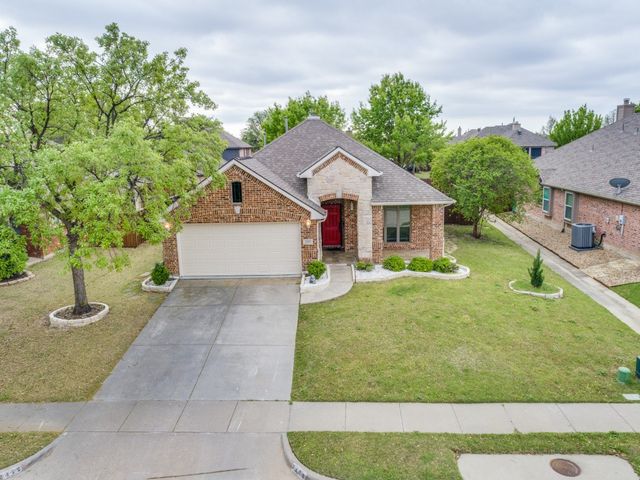 2472 Deerwood Drive, Little Elm, TX 75068