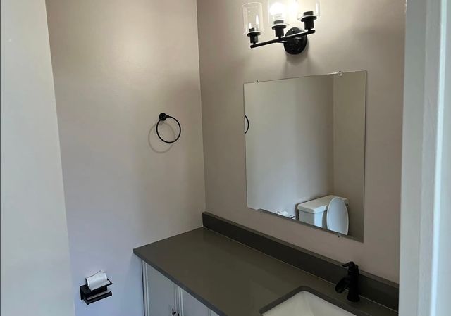 2211 S Stewart Avenue 3B, Lombard, IL 60148