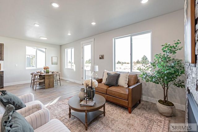 6455 Ender Ln, Idaho Falls, ID 83401