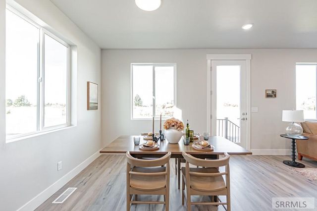 6455 Ender Ln, Idaho Falls, ID 83401