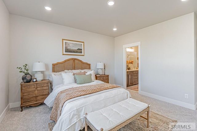 6455 Ender Ln, Idaho Falls, ID 83401