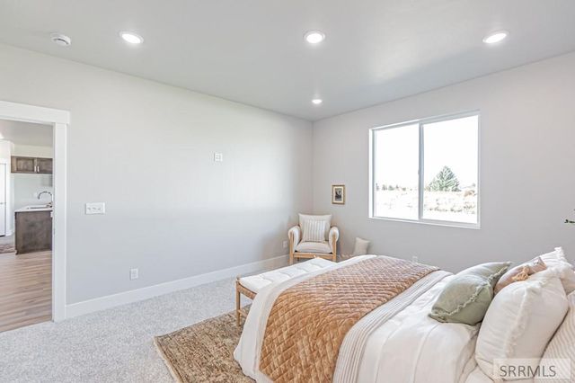 6455 Ender Ln, Idaho Falls, ID 83401