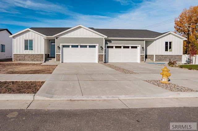 6455 Ender Ln, Idaho Falls, ID 83401