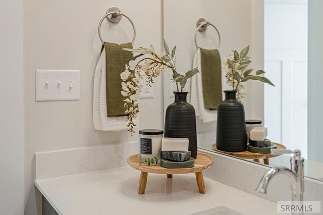 6455 Ender Ln, Idaho Falls, ID 83401