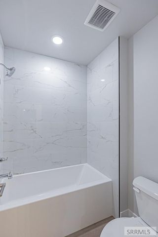 6455 Ender Ln, Idaho Falls, ID 83401