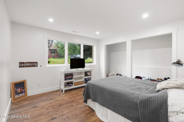 10107 E 39th Ave, Spokane Valley, WA 99206