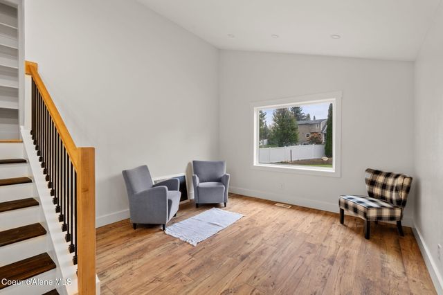 10107 E 39th Ave, Spokane Valley, WA 99206