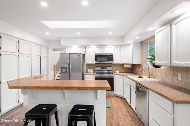 10107 E 39th Ave, Spokane Valley, WA 99206