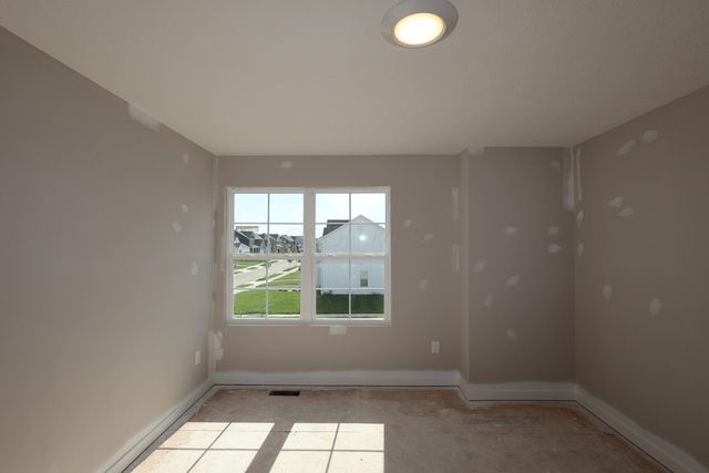 697 Clark Drive, Reynoldsburg, OH 43068