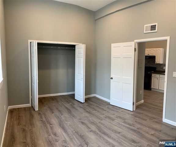 128 Locust Avenue A, Wallington, NJ 07057