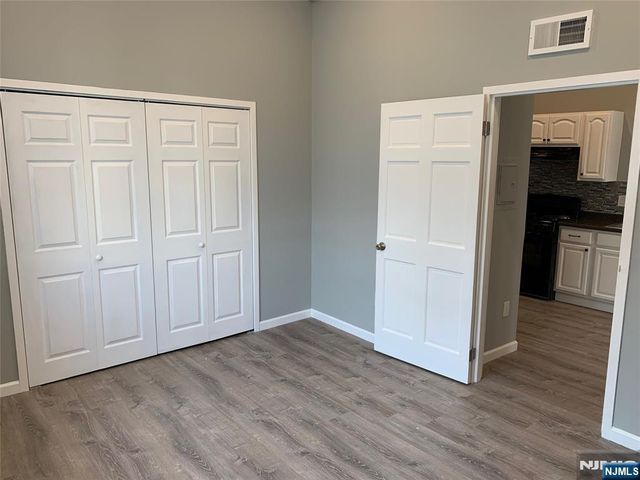 128 Locust Avenue A, Wallington, NJ 07057