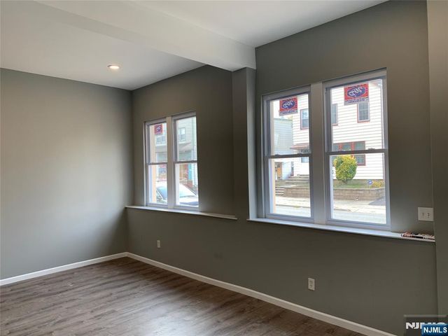 128 Locust Avenue A, Wallington, NJ 07057