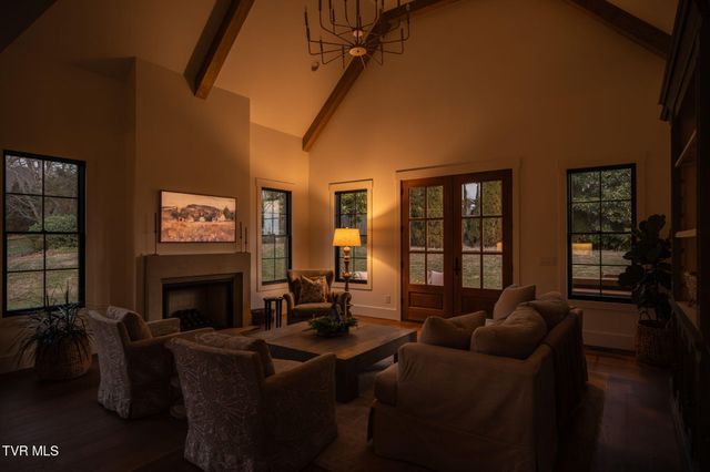 302 Huntington Way, Johnson City, TN 37604