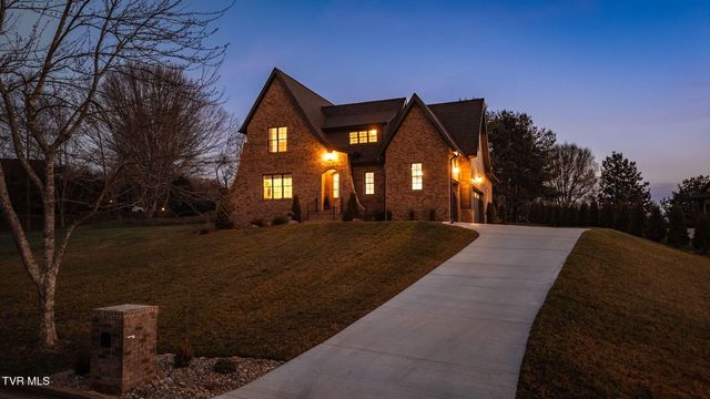 302 Huntington Way, Johnson City, TN 37604