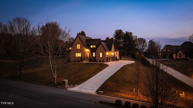 302 Huntington Way, Johnson City, TN 37604