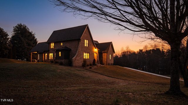 302 Huntington Way, Johnson City, TN 37604