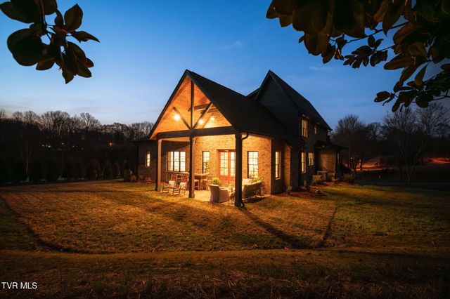 302 Huntington Way, Johnson City, TN 37604