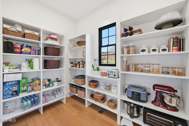 302 Huntington Way, Johnson City, TN 37604