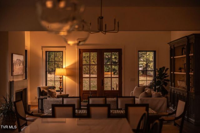 302 Huntington Way, Johnson City, TN 37604