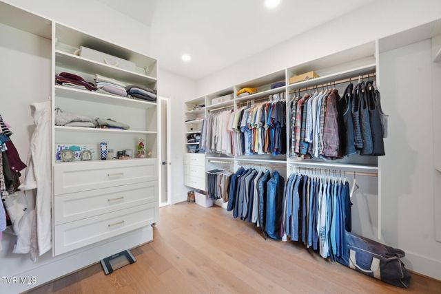 302 Huntington Way, Johnson City, TN 37604