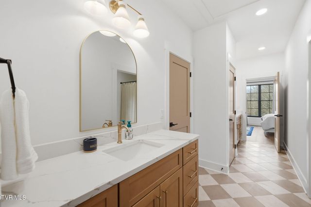 302 Huntington Way, Johnson City, TN 37604