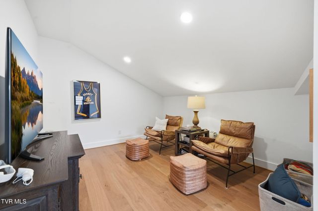 302 Huntington Way, Johnson City, TN 37604