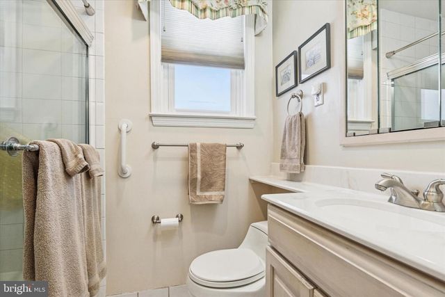 2427 SPRINGVIEW RD, Norristown, PA 19401