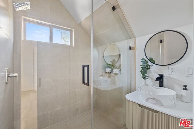 3945 Franklin Street, La Crescenta, CA 91214