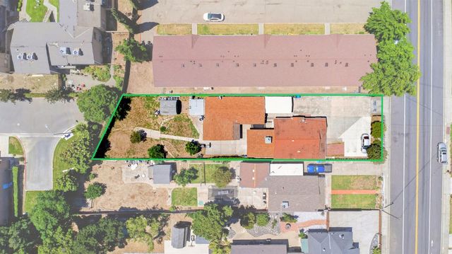 406 E Edison St, Manteca, CA 95336