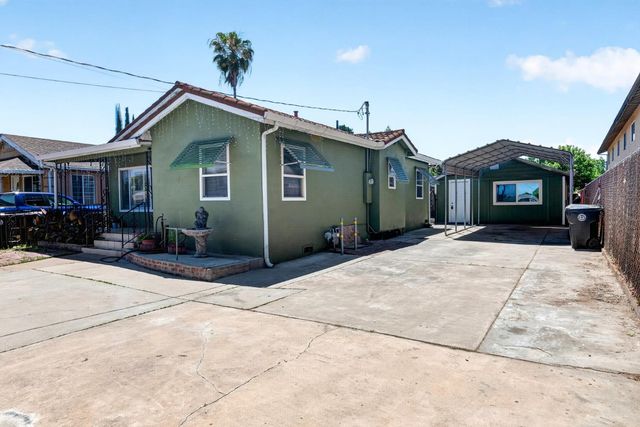 406 E Edison St, Manteca, CA 95336
