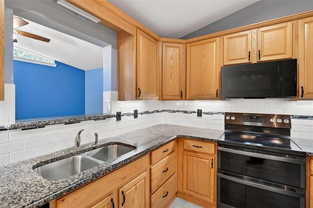 1780 HEATHER STREET, Mount Dora, FL 32757